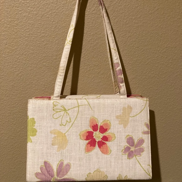 KATE SPADE PRINTED FLOWER THEMED PURSE Perfect for Spring - Picture 2 of 8
